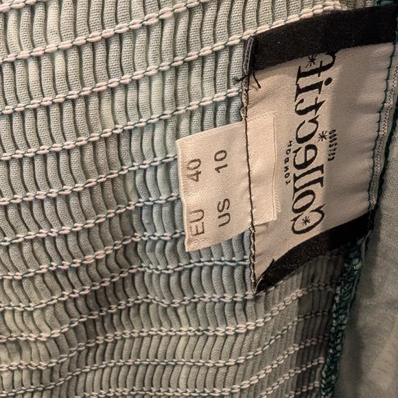 Collectif Green Pattern Dress - Picture 2 of 3